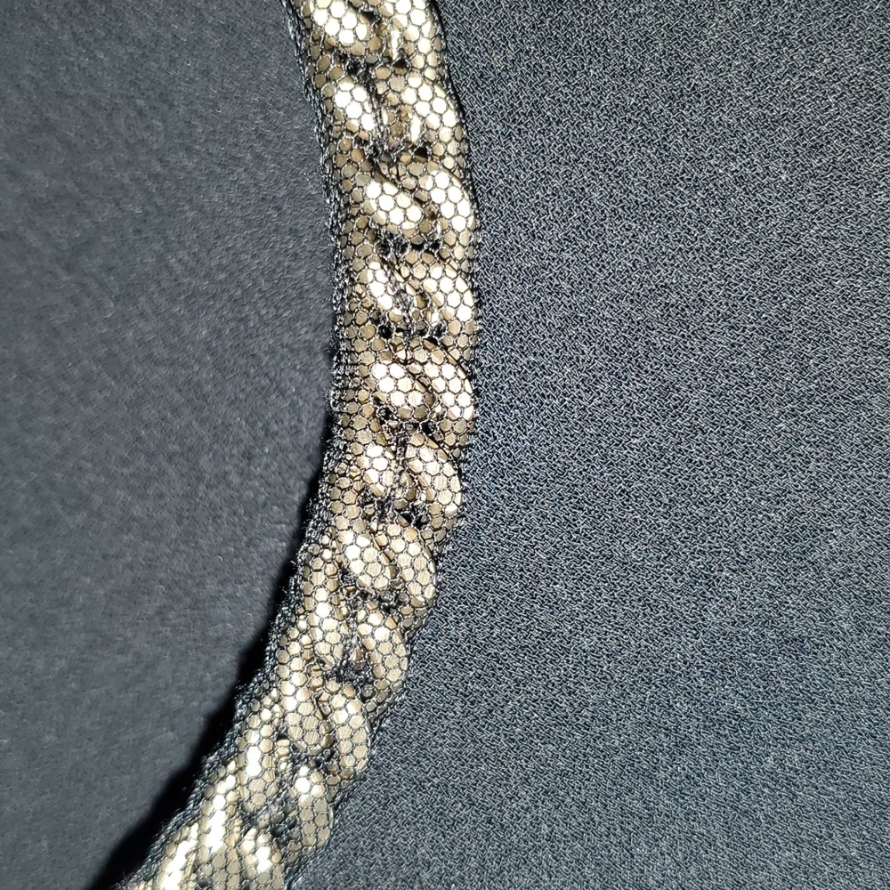 Cuban Chain Detail Neckline Top, Spilt Back